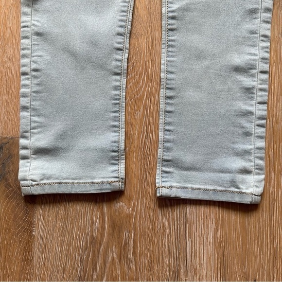 Wax Jean Mid Rise Skinny Light Wash - Size 7 - Picture 7 of 13